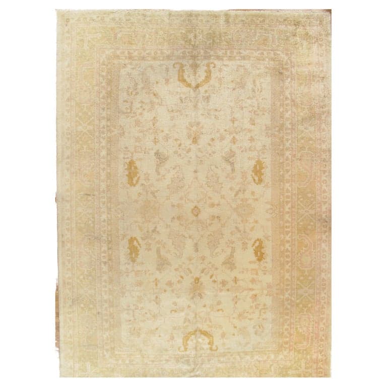 Angora Oushak in Coral and Ivory