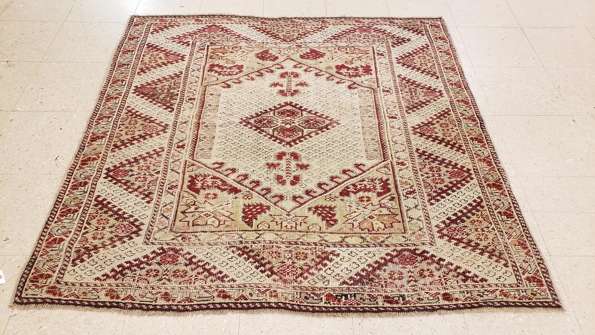 Square Ghiordes Rug, actual catalog view 7