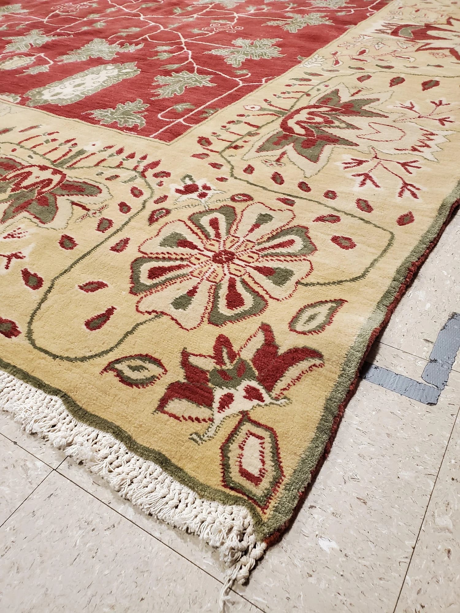 Agra Wool Carpet, actual catalog view 7