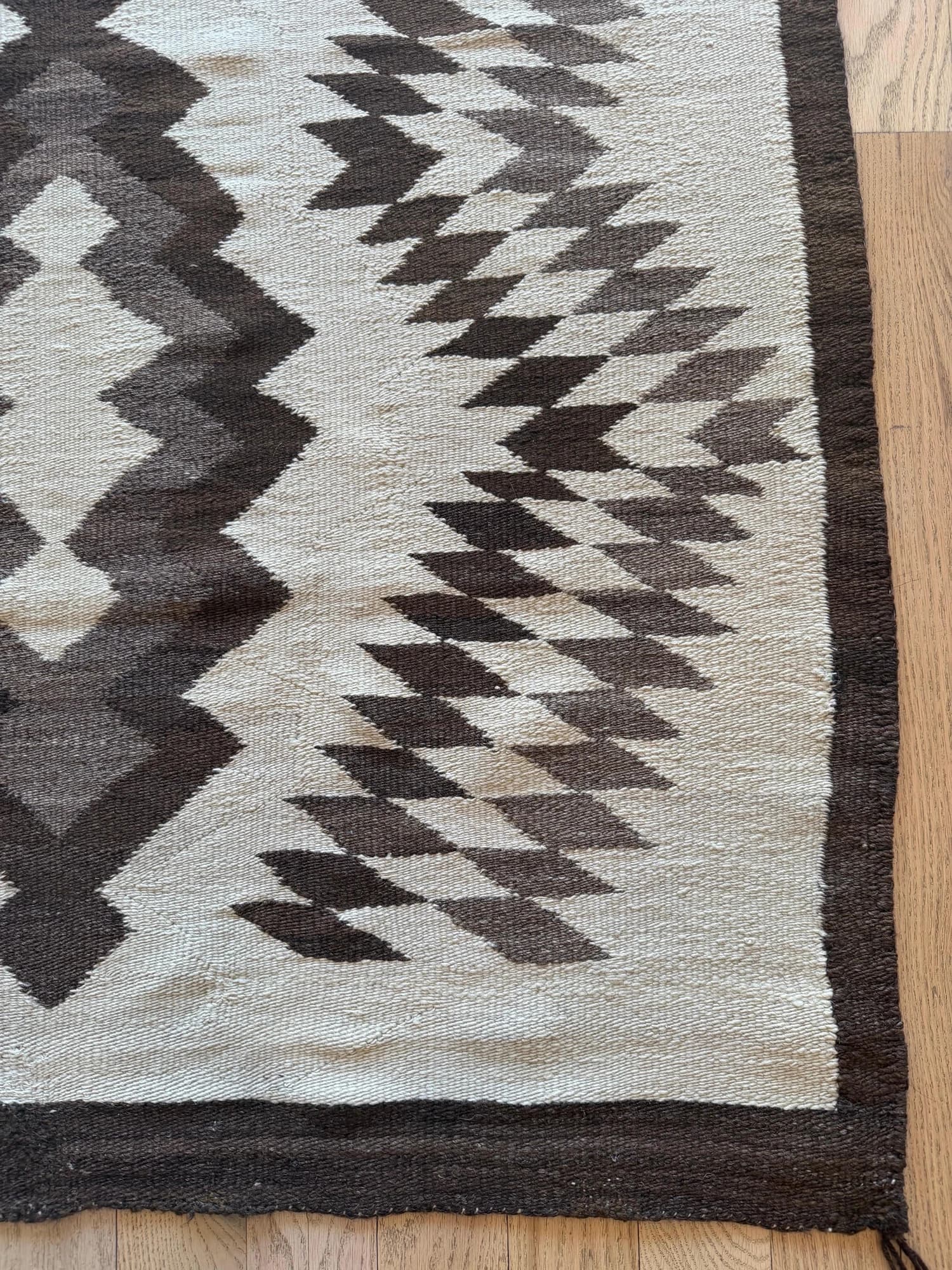Navajo Diamond Rug, circa 1930, actual catalog view 8