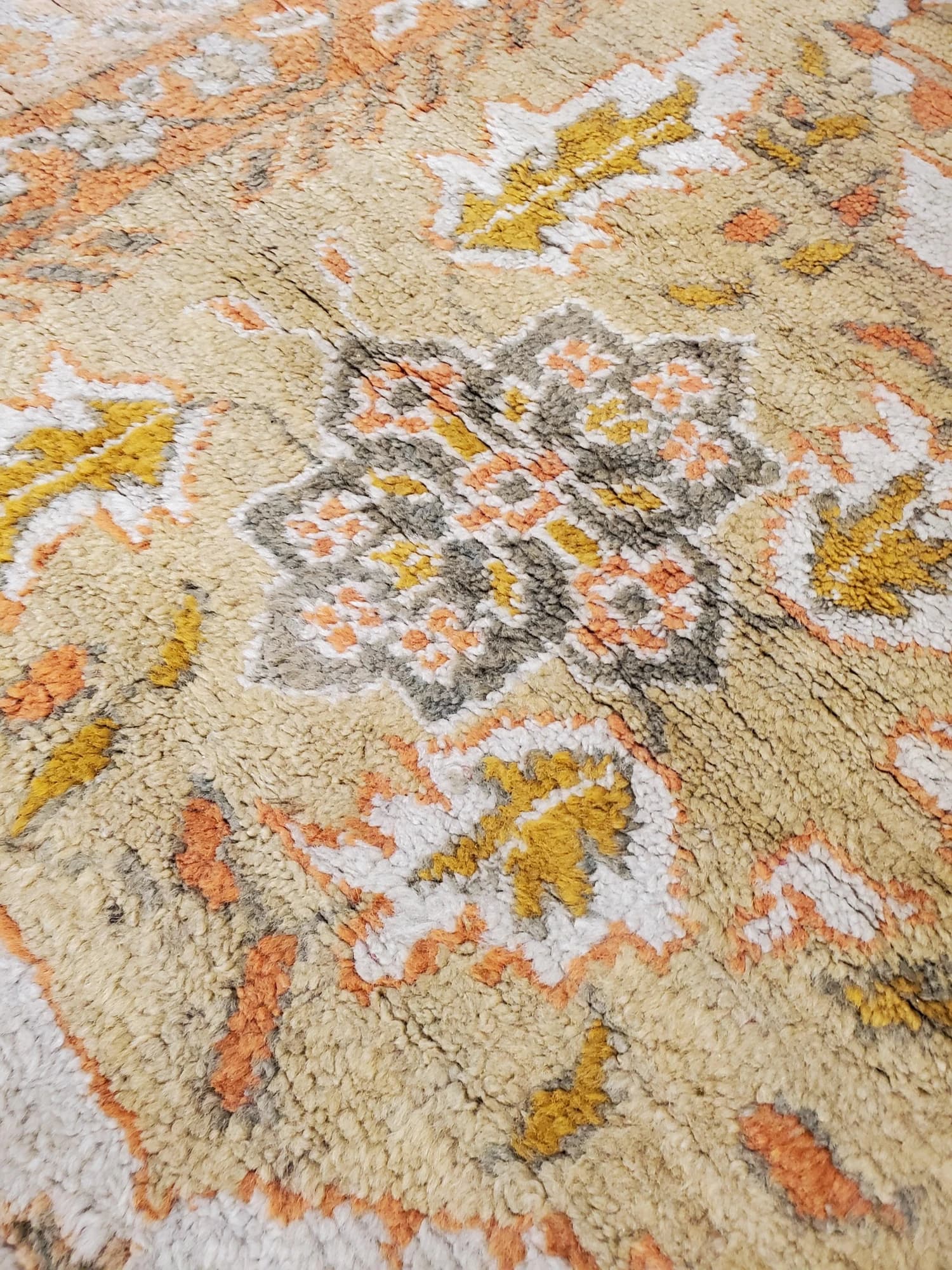 Oushak Carpet in Ivory and Gray, actual catalog view 8