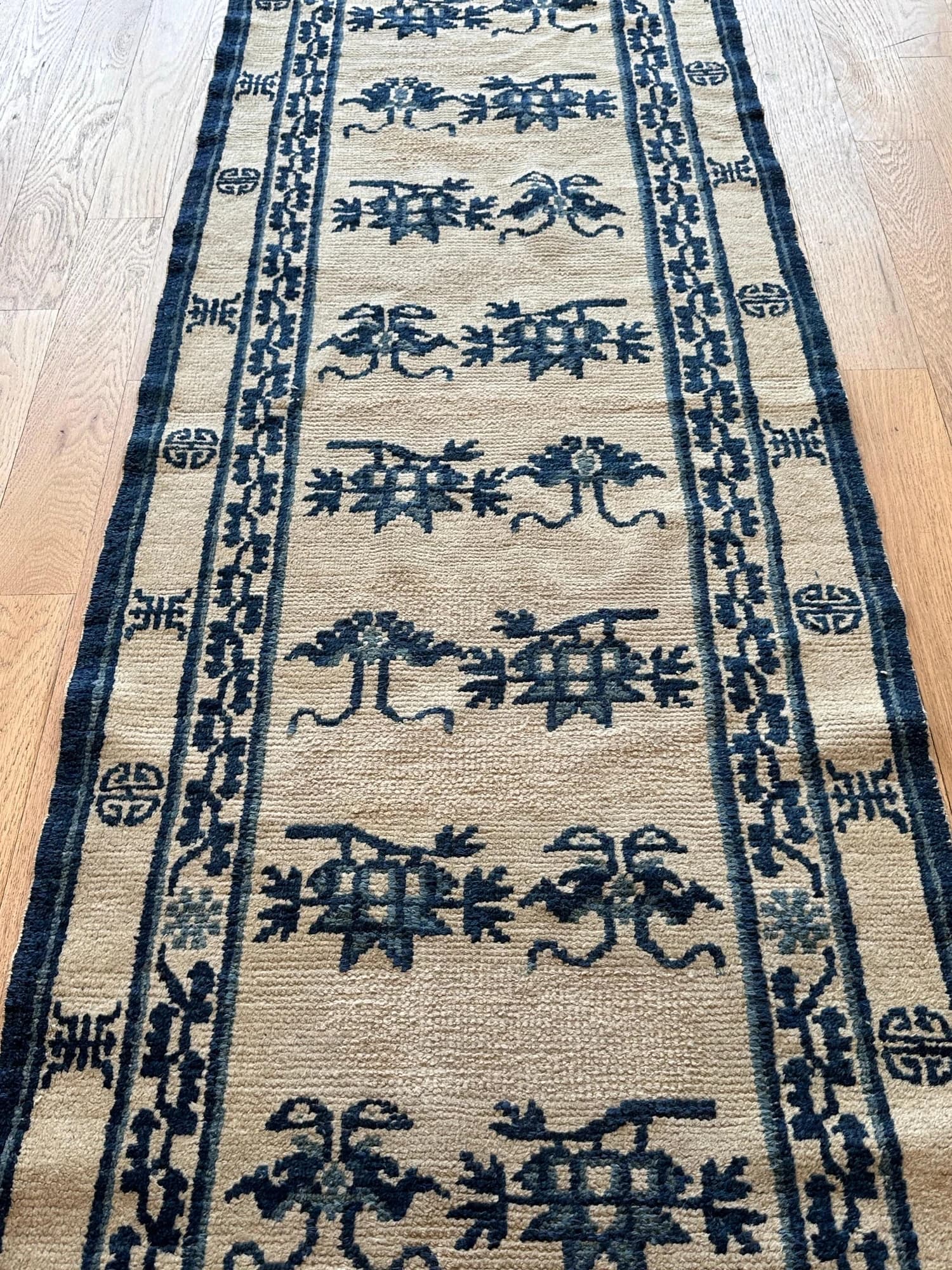 Peking Runner in Ivory and Blue, actual catalog view 4