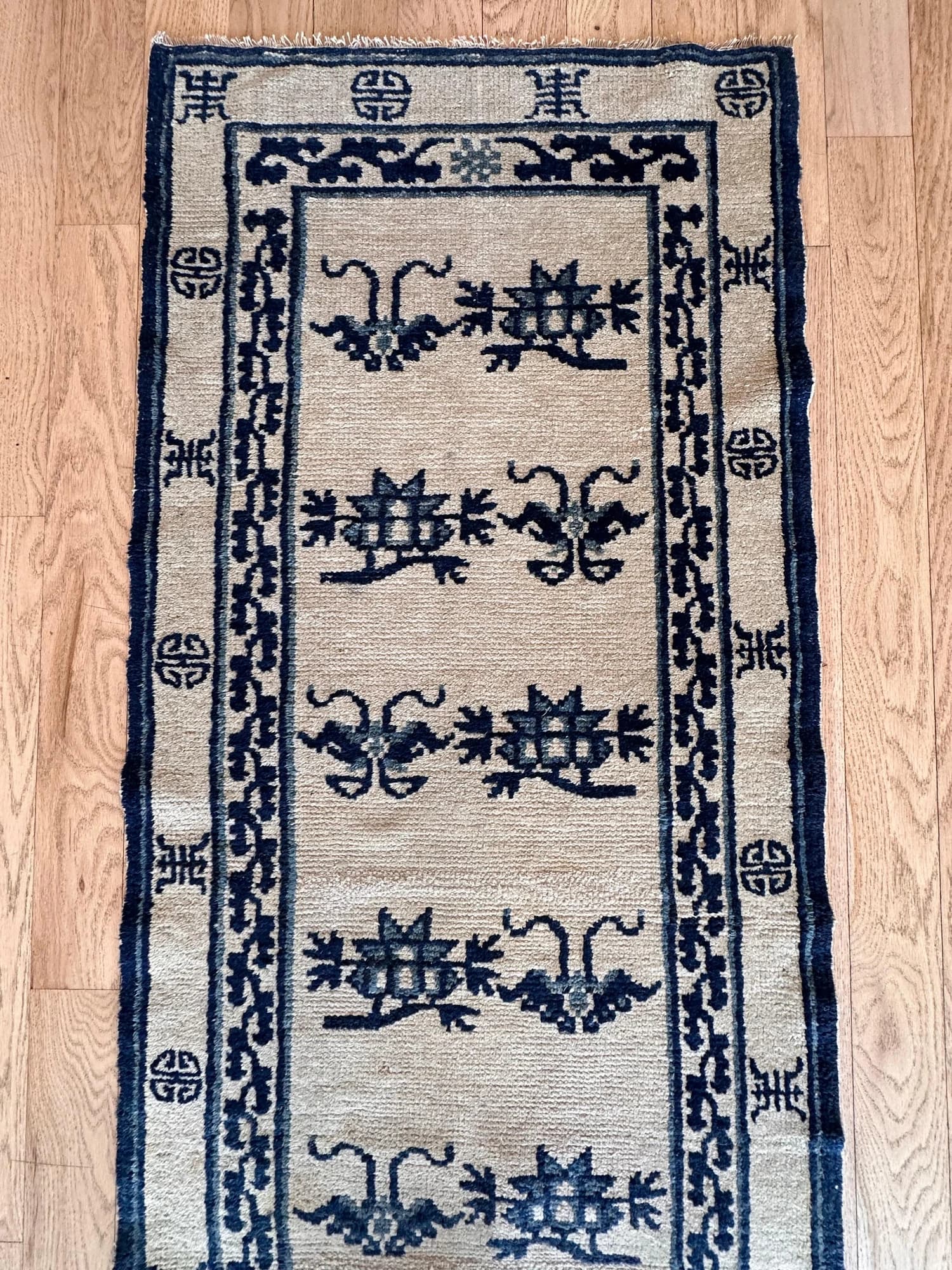 Peking Runner in Ivory and Blue, actual catalog view 7