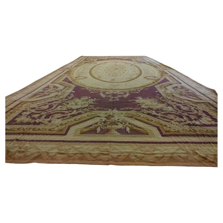 Aubusson Carpet in Pale Rose