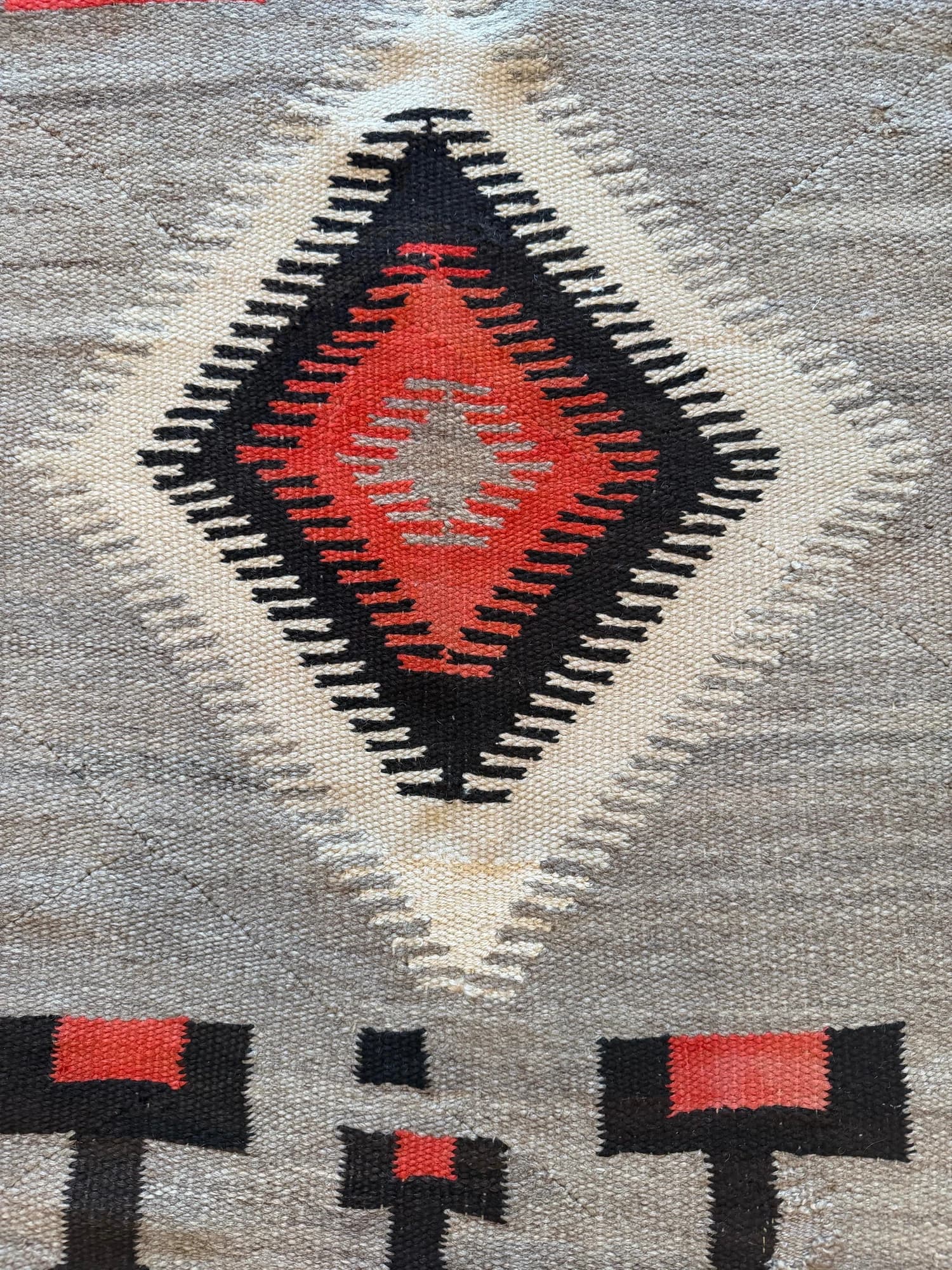 Navajo Diamond Rug in Red and Tan, actual catalog view 8