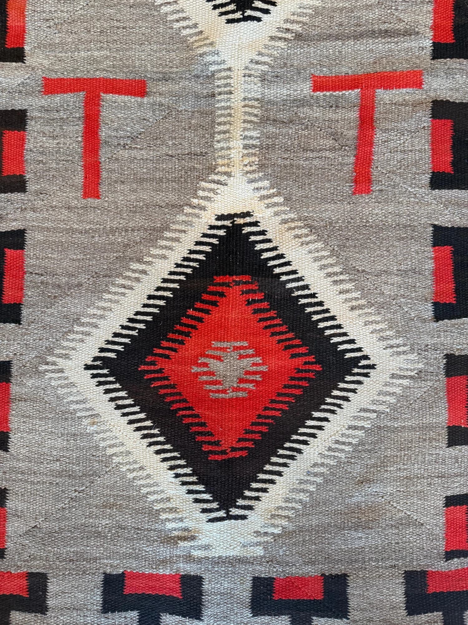 Navajo Diamond Rug in Red and Tan, actual catalog view 12