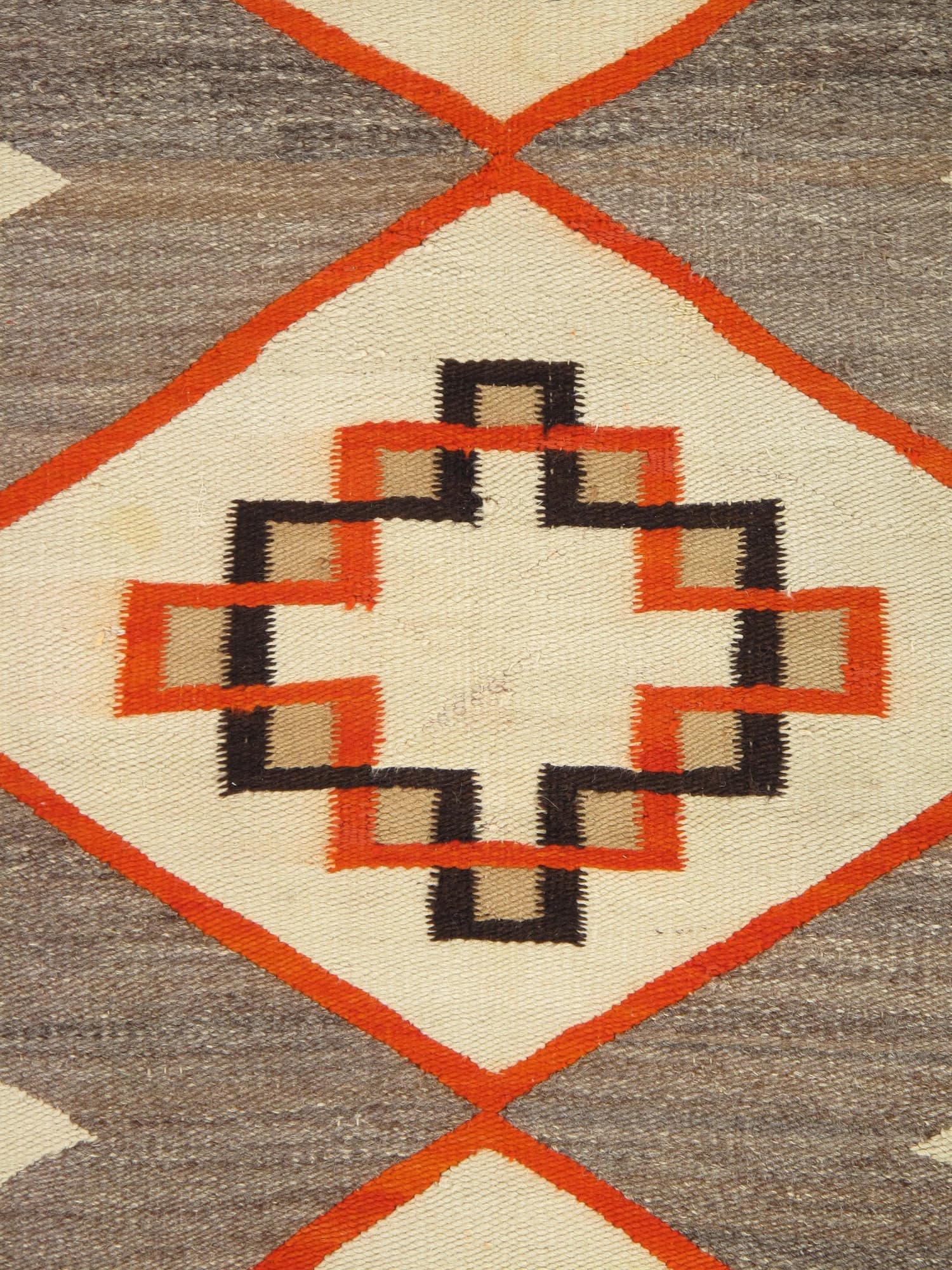 Klagetoh Navajo Rug, actual catalog view 6