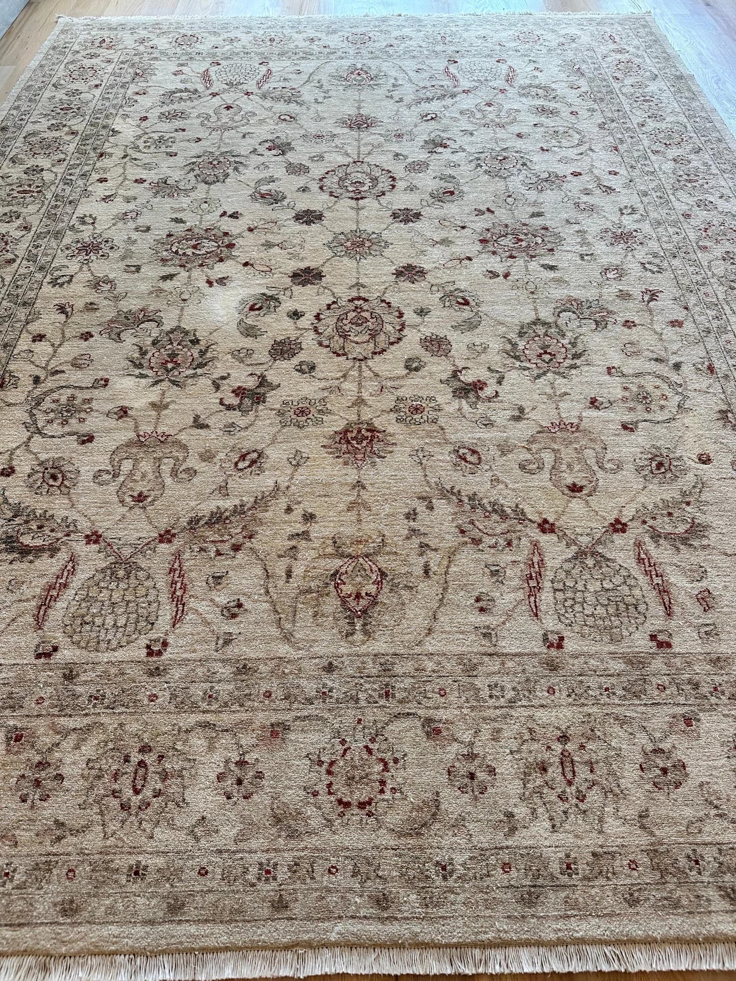 Peshawar Carpet in Ivory and Coral, actual catalog view 9