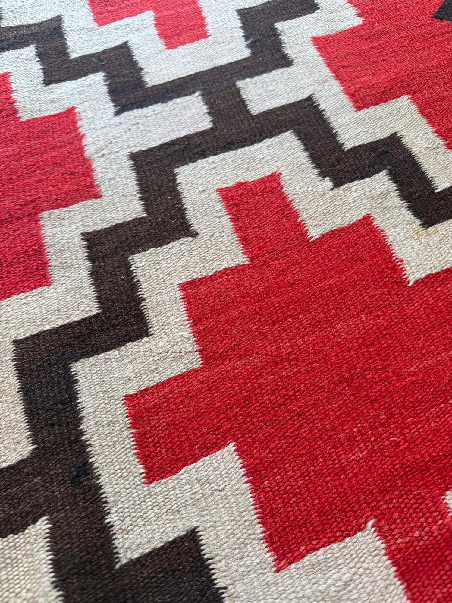Red Geometry, circa 1920, actual catalog view 11