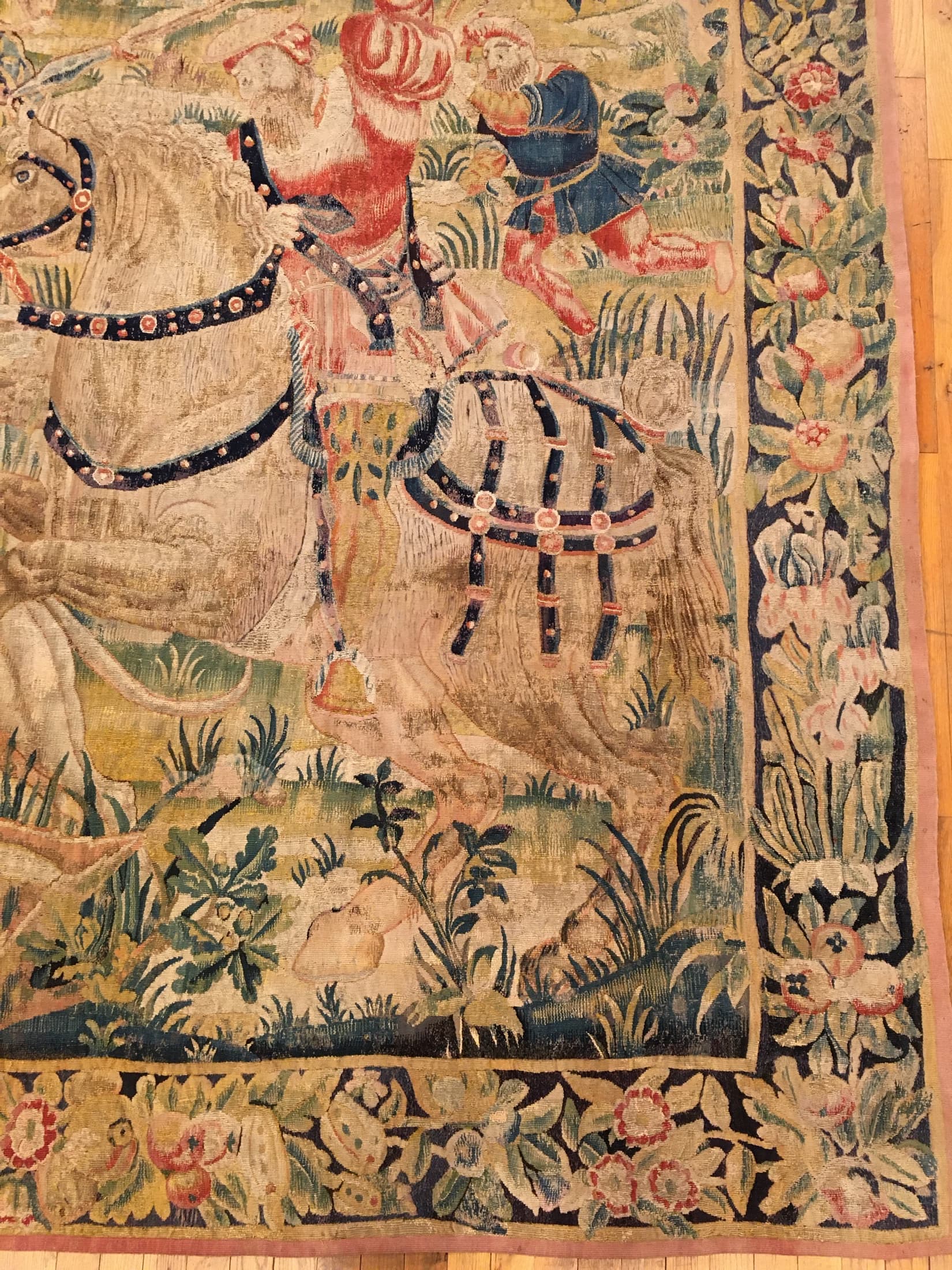 Original gallery detail photograph 3 of Flemish hunting tapestry #32469