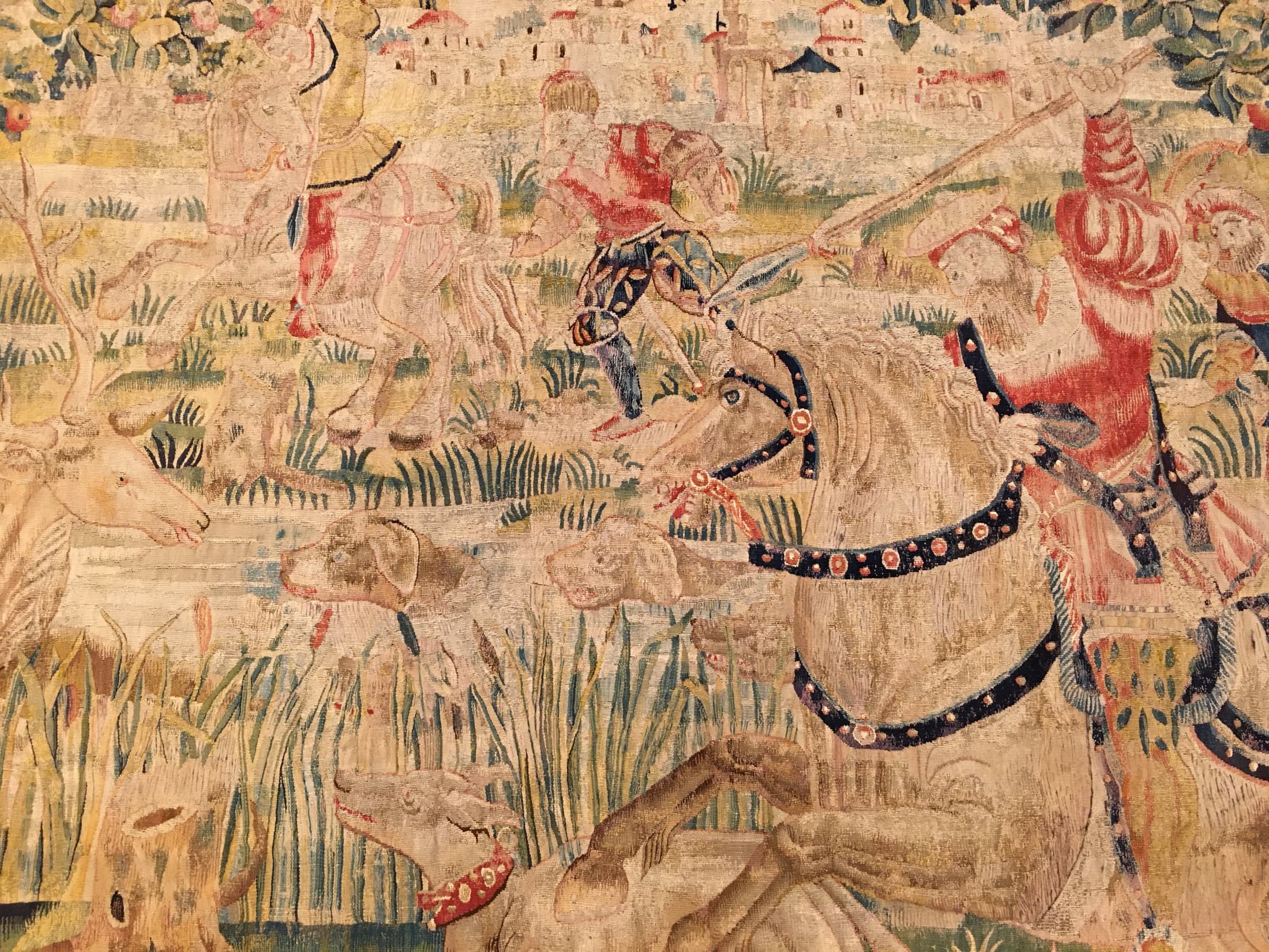 Original gallery detail photograph 7 of Flemish hunting tapestry #32469